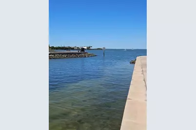 4851 W Gandy Boulevard #B2L19, Tampa, FL 33611 - Photo 35