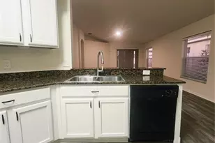 7865 Carriage Pointe Dr, Gibsonton, FL 33534 - Photo 23