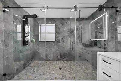 811 Sandcastle Circle, Brandon, FL 33511 - Photo 51