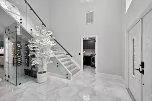 811 Sandcastle Cir, Brandon, FL 33511 - Photo 11