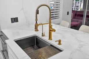 811 Sandcastle Cir, Brandon, FL 33511 - Photo 29