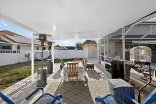 811 Sandcastle Cir, Brandon, FL 33511 - Photo 73