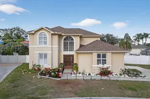 811 Sandcastle Cir, Brandon, FL 33511 - Photo 3