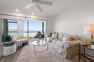 2566 Gary Cir, Dunedin, FL 34698 - Photo 11