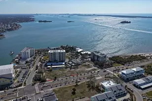 2566 Gary Cir, Dunedin, FL 34698 - Photo 43