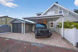 534 1st St N, Saint Petersburg, FL 33701 - Photo 43