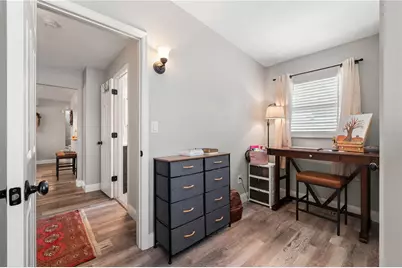 7423 Orpine Drive N, Saint Petersburg, FL 33702 - Photo 11