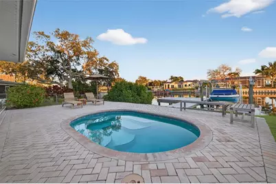 1984 Michigan Avenue NE, Saint Petersburg, FL 33703 - Photo 29