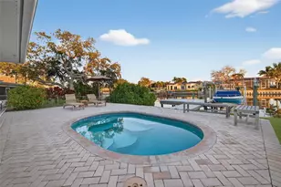 1984 Michigan Ave NE, Saint Petersburg, FL 33703 - Photo 29