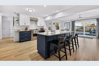 1984 Michigan Avenue NE, Saint Petersburg, FL 33703 - Photo 11