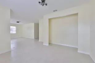 4621 16th Ave S, Saint Petersburg, FL 33711 - Photo 15