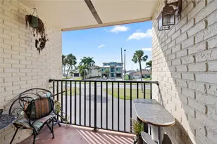 10365 Paradise Blvd, Treasure Island, FL 33706 - Photo 7