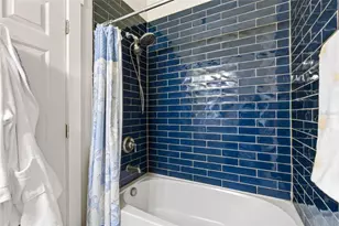 541 Black Lion Dr NE, Saint Petersburg, FL 33716 - Photo 27