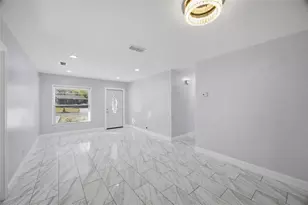 7024 Ponderosa Dr, Tampa, FL 33637 - Photo 5