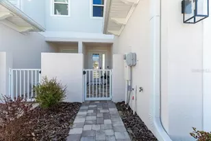 31885 Anchor Pt Dr, Wesley Chapel, FL 33545 - Photo 5