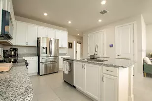 31885 Anchor Pt Dr, Wesley Chapel, FL 33545 - Photo 13