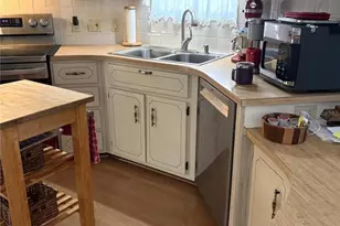 29129 Johnston Rd, Dade City, FL 33523 - Photo 5