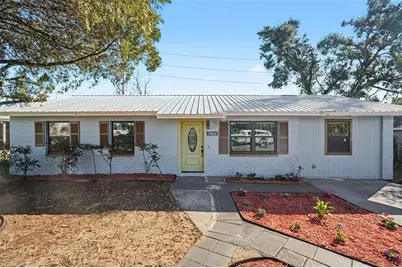 14814 11th Street, Dade City, FL 33523 - Photo 1