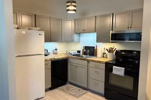 3241 Fox Chase Circle N, Palm Harbor, FL 34683 - Photo 9