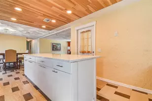 505 Riverview Ln, Tarpon Springs, FL 34689 - Photo 19