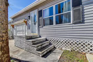505 Riverview Ln, Tarpon Springs, FL 34689 - Photo 11