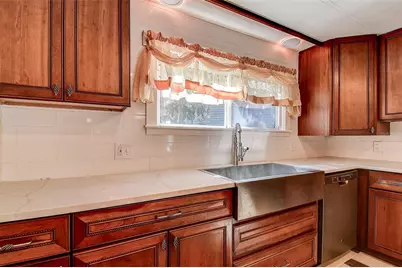 505 Riverview Lane, Tarpon Springs, FL 34689 - Photo 17