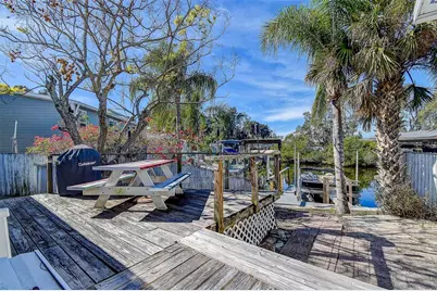 505 Riverview Lane, Tarpon Springs, FL 34689 - Photo 35