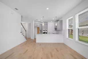 717 Steel Dr, Apollo Beach, FL 33572 - Photo 13