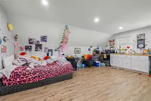 1403 College Park Ln, Tampa, FL 33612 - Photo 49