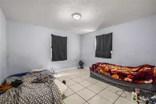 1403 College Park Ln, Tampa, FL 33612 - Photo 25