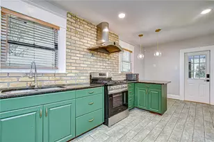 5915 N Otis Ave, Tampa, FL 33604 - Photo 13