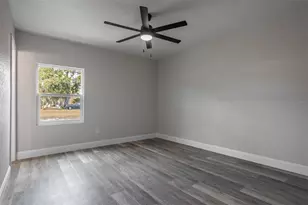 9331 Edison Rd, Lithia, FL 33547 - Photo 15