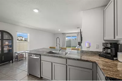 13581 Mount Ivy Court, Dade City, FL 33525 - Photo 17