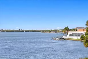 4717 Dolphin Cay Ln S, Saint Petersburg, FL 33711 - Photo 25