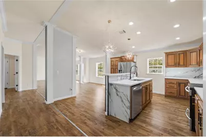 8019 N Meadowview Cir, Tampa, FL 33625 - Photo 9