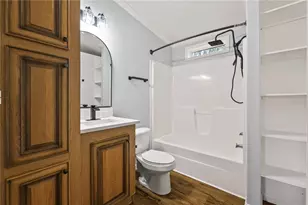 8019 N Meadowview Cir, Tampa, FL 33625 - Photo 19