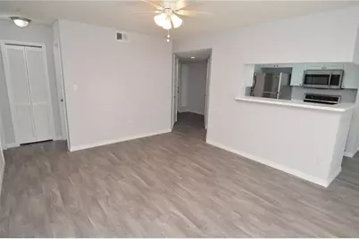 8635 Mallard Reserve Drive #103, Tampa, FL 33614 - Photo 5