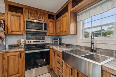 8736 23rd Street, Zephyrhills, FL 33540 - Photo 27