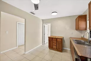 2850 59th Ave N, Saint Petersburg, FL 33714 - Photo 15