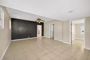 2850 59th Ave N, Saint Petersburg, FL 33714 - Photo 11