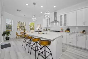 3033 Stonegate Falls Dr, Land O Lakes, FL 34638 - Photo 11