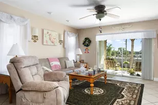 8681 Bardmoor Blvd, Seminole, FL 33777 - Photo 11