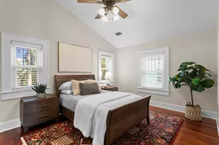 446 13th Ave NE, Saint Petersburg, FL 33704 - Photo 37
