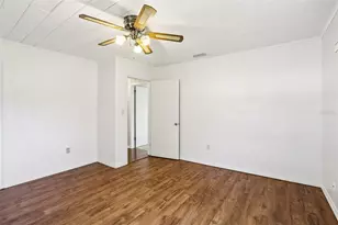 33137 Cercelia Rd, Dade City, FL 33523 - Photo 21