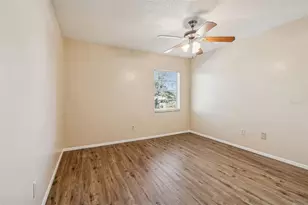 7015 Waterside Dr, Tampa, FL 33617 - Photo 41