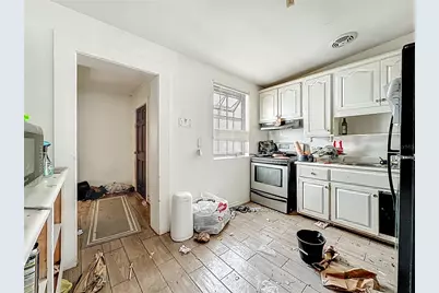 6875 Restlawn Drive, Jacksonville, FL 32208 - Photo 9