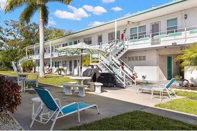6050 21st Street N #17, Saint Petersburg, FL 33714 - Photo 1