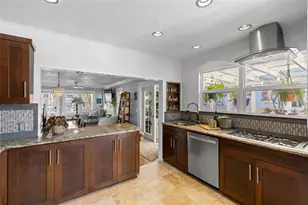 2245 3rd Ave N, Saint Petersburg, FL 33713 - Photo 11