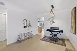 5085 1st St NE, Saint Petersburg, FL 33703 - Photo 5