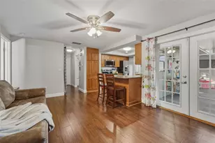 1309 Rustling Oaks Dr, Brandon, FL 33510 - Photo 17